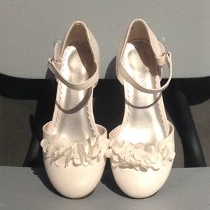 Kids heels.         🛑price firm🛑